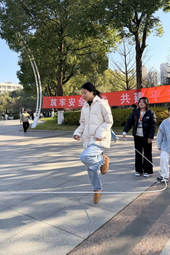 QQ_1765781314364.png QQ_1765781314364.png